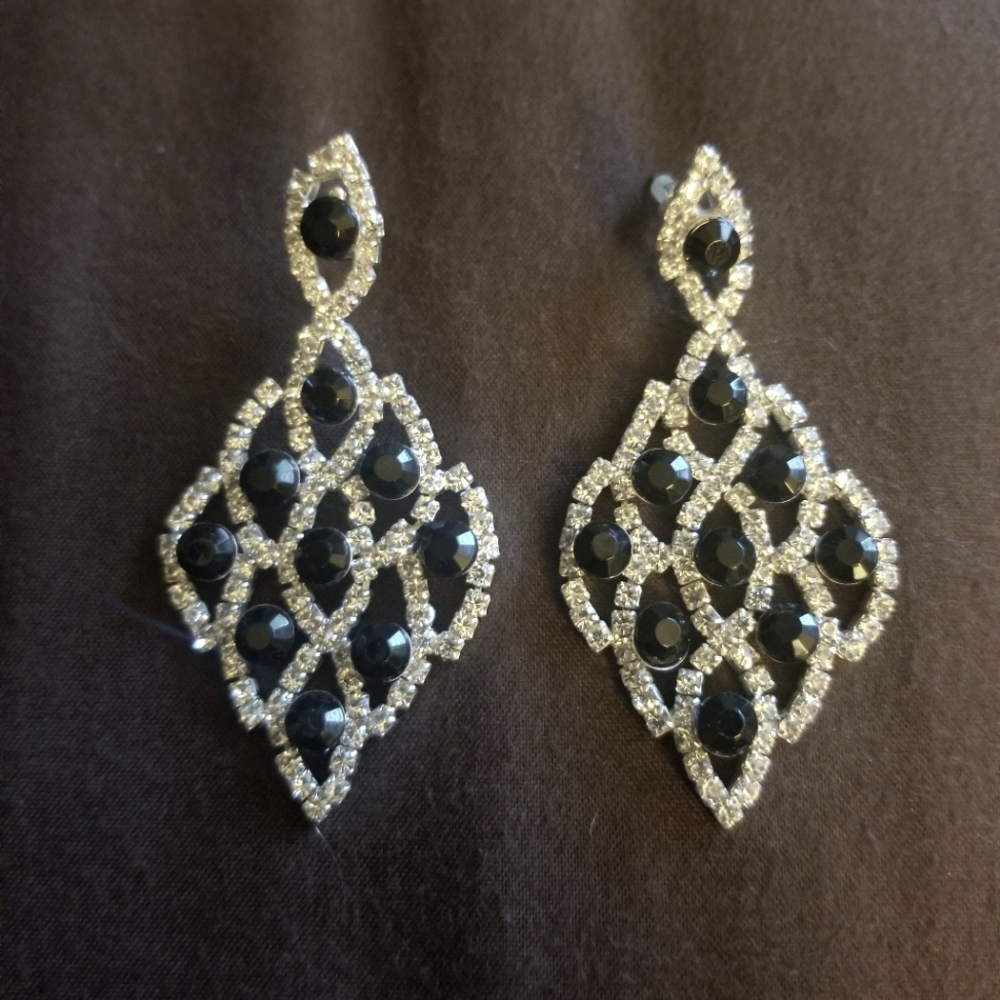 Rhinestone earrings